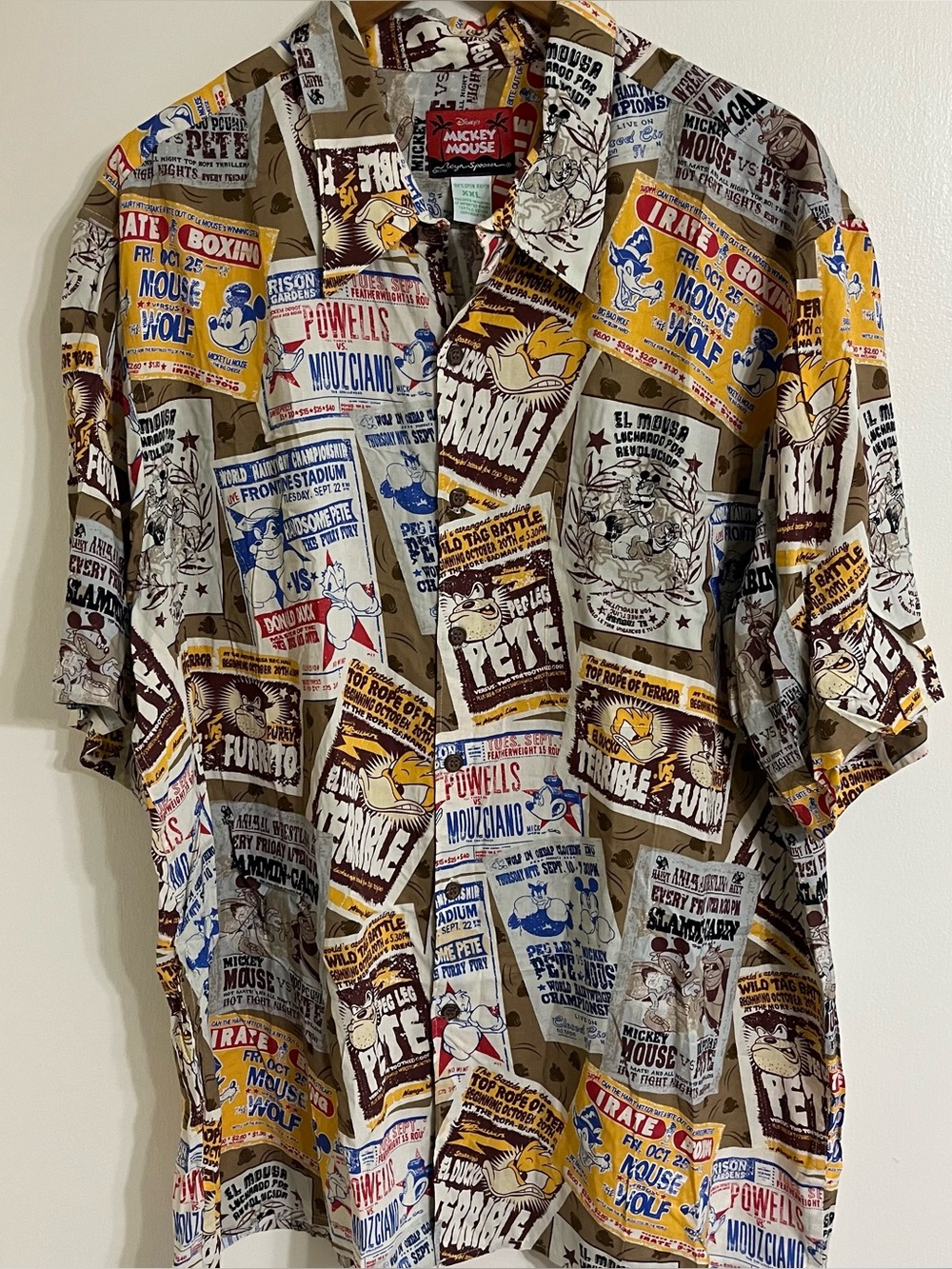 Disney Reyn Spooner Button Up Shirt XXL